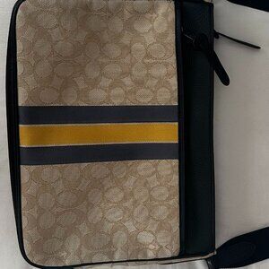 Unisex Tan Coach Medium Laptop Bag